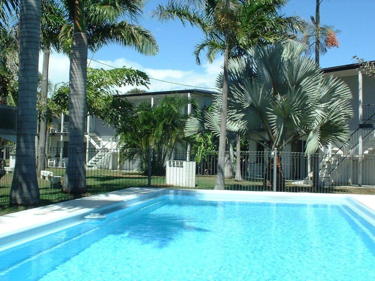 Ocean Breeze Units Apartment Bowen Exterior photo