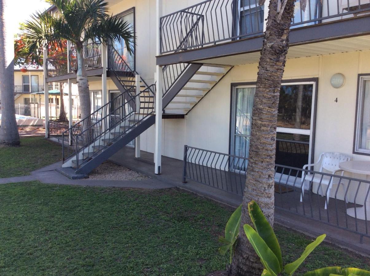 Ocean Breeze Units Apartment Bowen Exterior photo